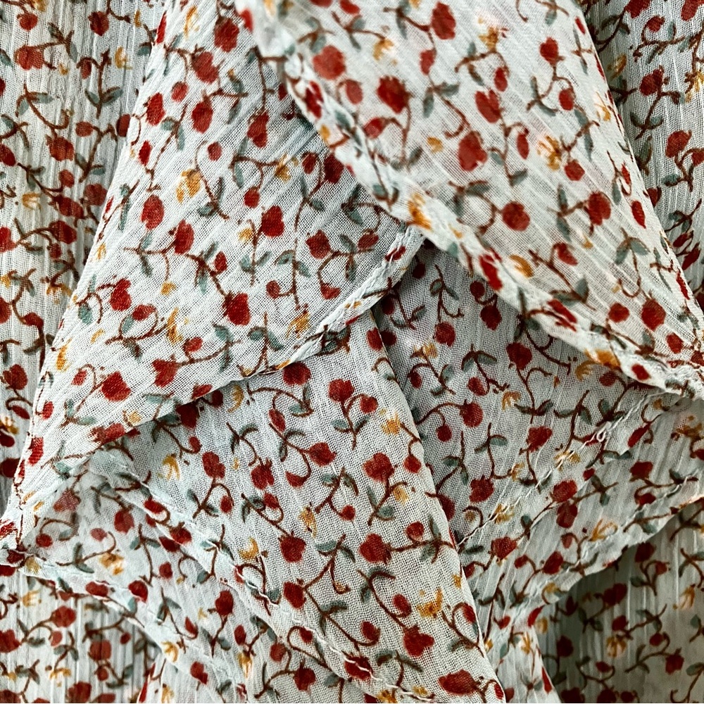 Forever 21 Ruffled Blouse - Picture 3 of 3